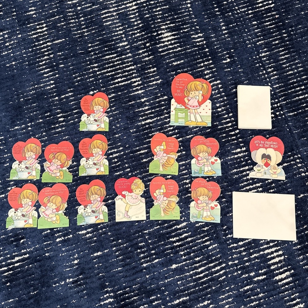 Lot Of 14 Vintage Children's Valentine Cards (13‎ Unused/1 Used)
